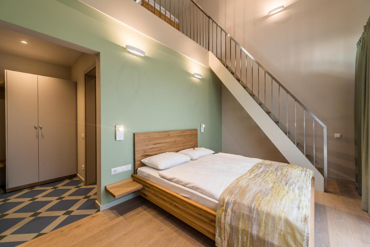 Hotel Mikelis Uzvara Экстерьер фото