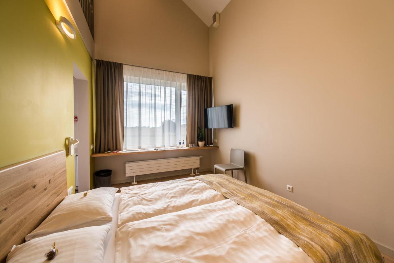 Hotel Mikelis Uzvara Экстерьер фото